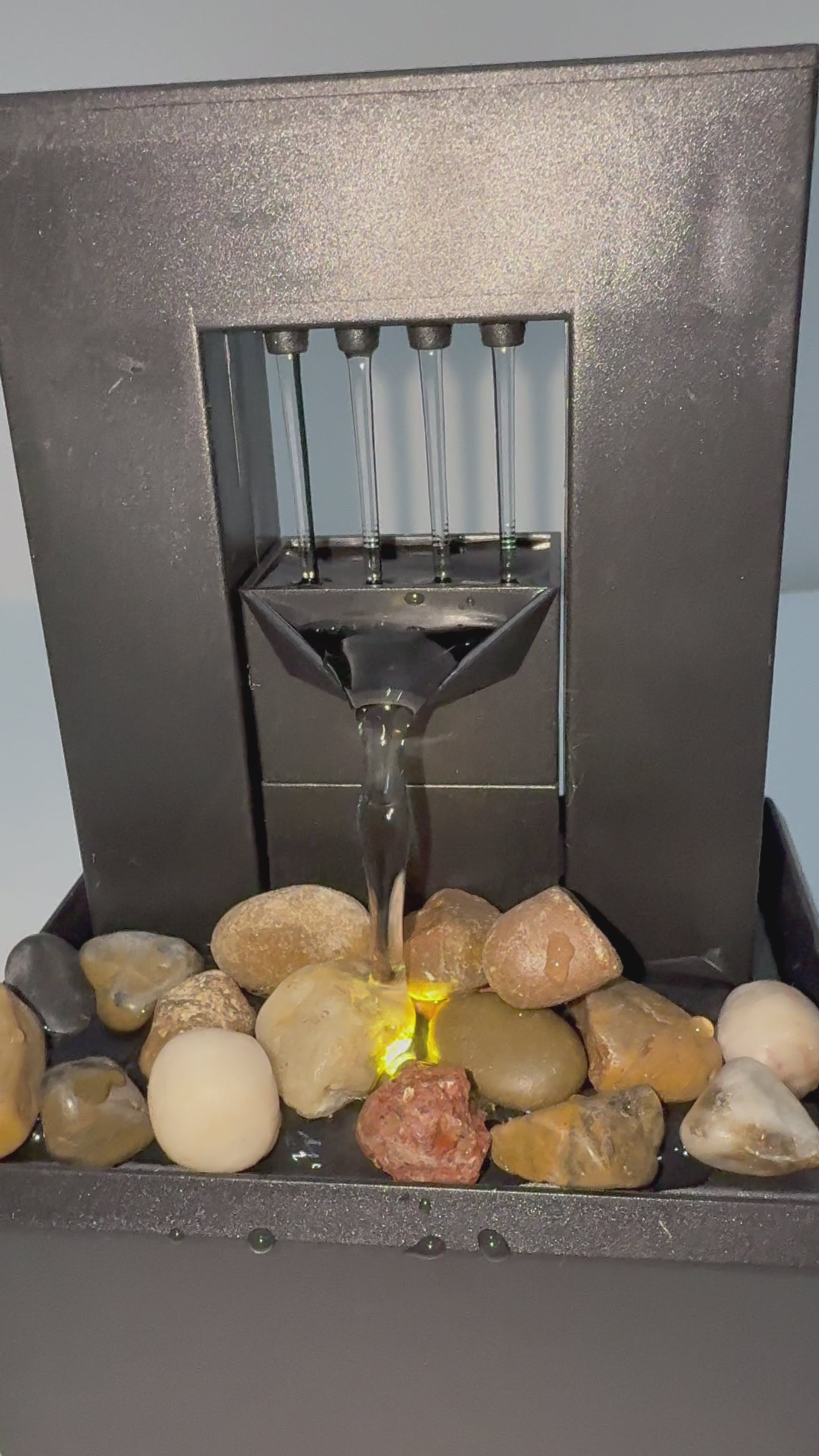 LED Fountain with Natural River Stones